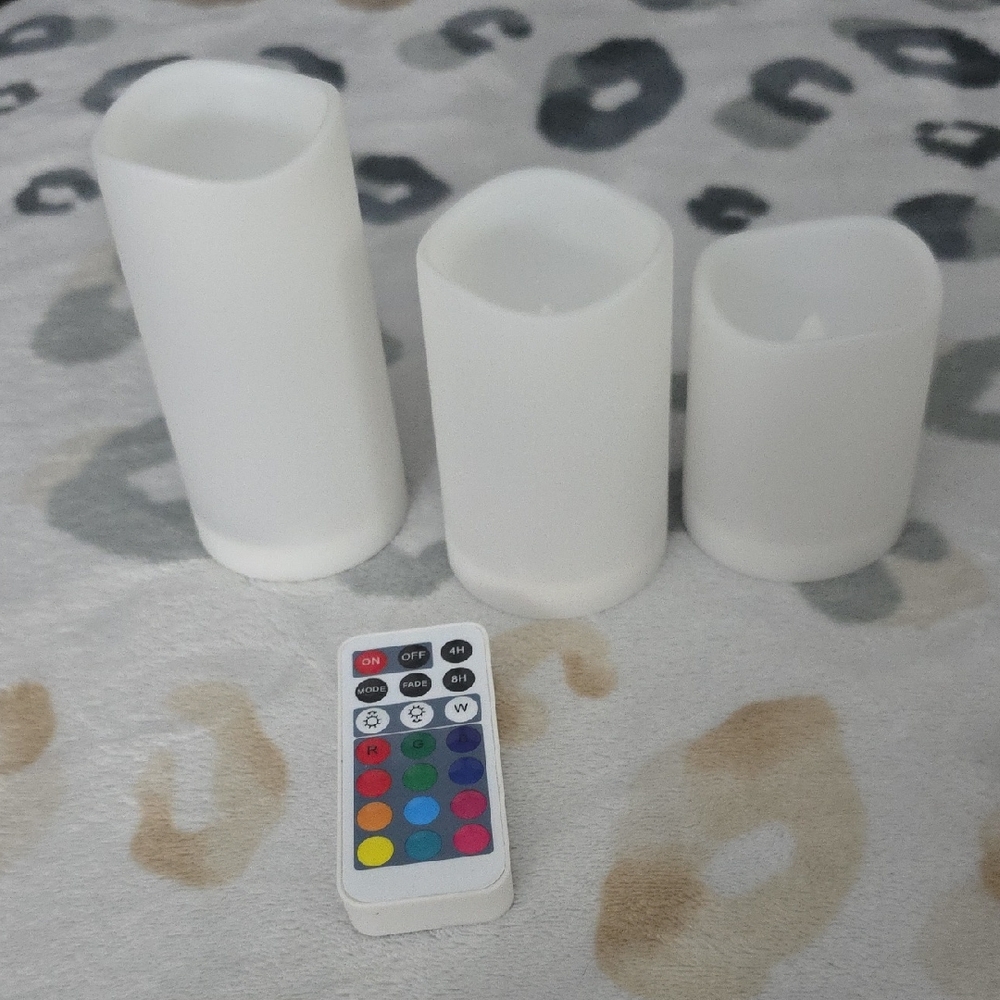 LED Flameless Candle Set w/ Remote – NIB